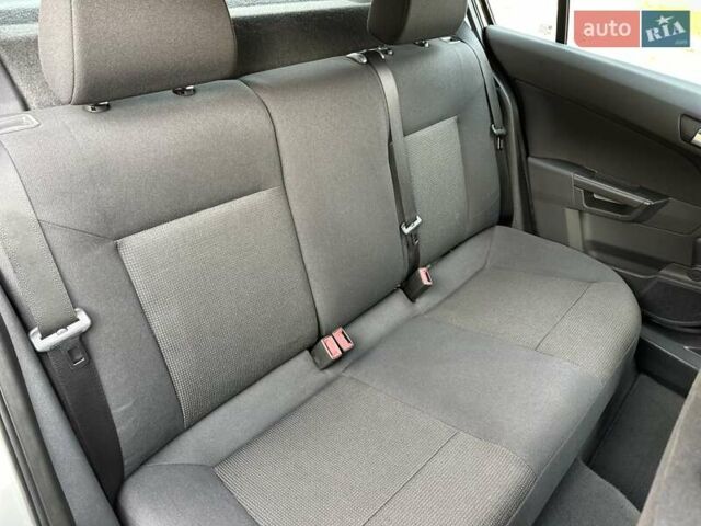 Бежевый Опель Астра, объемом двигателя 1.4 л и пробегом 45 тыс. км за 6300 $, фото 40 на Automoto.ua