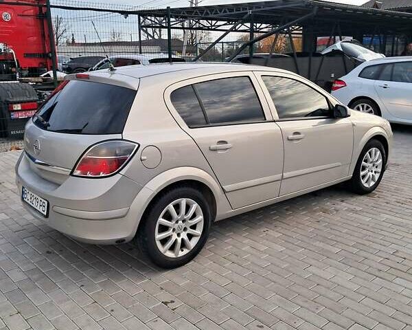 Опель Астра 2008 в Червонограде на Automoto.ua Бежевый Опель Астра, объемом двигателя 1.6 л и пробегом 340 тыс. км за 4600 $, фото 8 на Automoto.ua