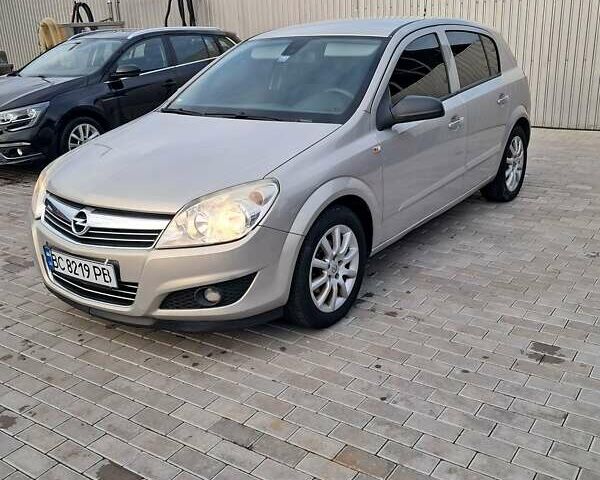 Опель Астра 2008 в Червонограде на Automoto.ua Бежевый Опель Астра, объемом двигателя 1.6 л и пробегом 340 тыс. км за 4600 $, фото 14 на Automoto.ua