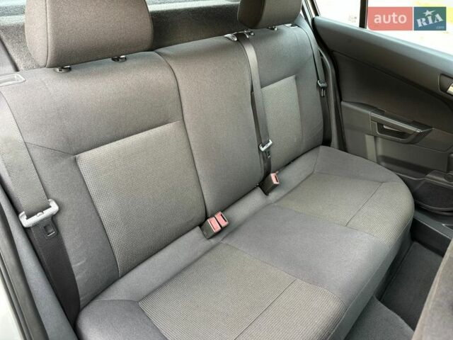 Бежевый Опель Астра, объемом двигателя 1.4 л и пробегом 45 тыс. км за 5999 $, фото 40 на Automoto.ua