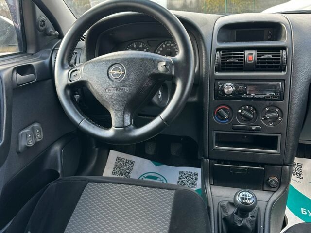 Бежевый Опель Астра, объемом двигателя 1.4 л и пробегом 380 тыс. км за 2700 $, фото 6 на Automoto.ua