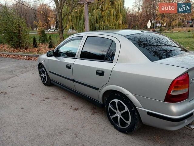 Бежевий Опель Астра, об'ємом двигуна 1.4 л та пробігом 290 тис. км за 2900 $, фото 7 на Automoto.ua