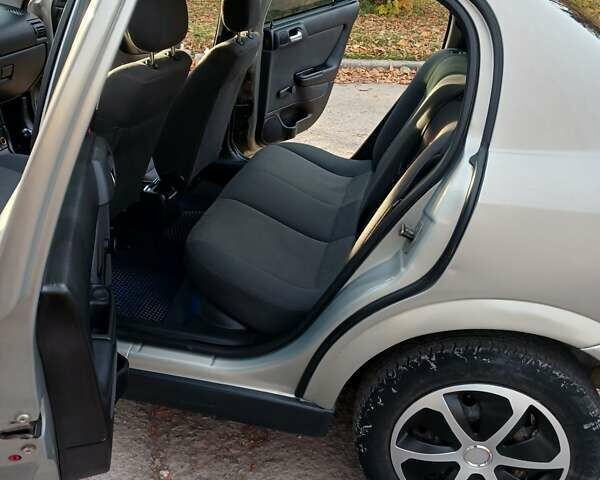 Бежевий Опель Астра, об'ємом двигуна 1.4 л та пробігом 290 тис. км за 2900 $, фото 14 на Automoto.ua