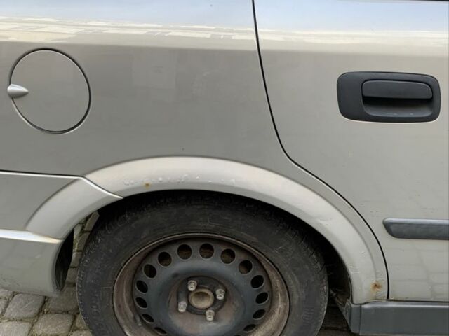 Бежевый Опель Астра, объемом двигателя 1.4 л и пробегом 132 тыс. км за 3414 $, фото 5 на Automoto.ua