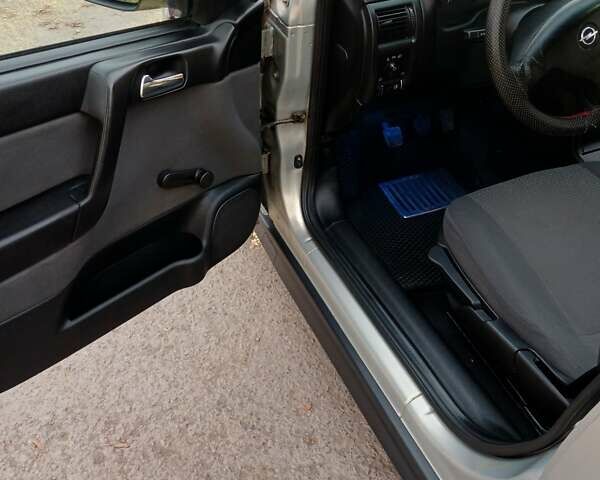 Бежевий Опель Астра, об'ємом двигуна 1.4 л та пробігом 290 тис. км за 2900 $, фото 13 на Automoto.ua