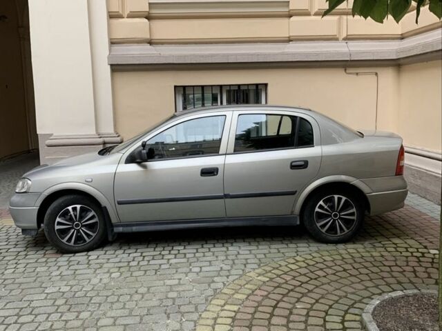 Бежевый Опель Астра, объемом двигателя 1.4 л и пробегом 132 тыс. км за 3414 $, фото 2 на Automoto.ua