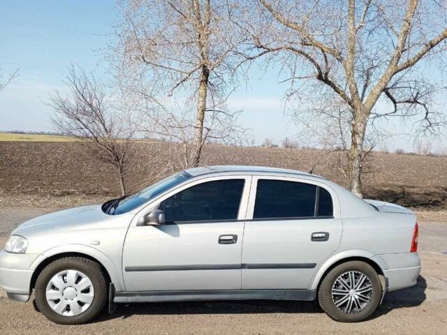 Бежевый Опель Астра, объемом двигателя 1.6 л и пробегом 165 тыс. км за 4000 $, фото 6 на Automoto.ua