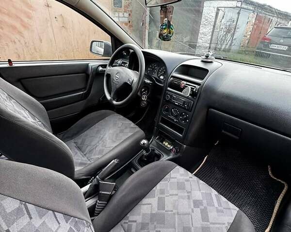 Бежевий Опель Астра, об'ємом двигуна 1.39 л та пробігом 178 тис. км за 4000 $, фото 17 на Automoto.ua