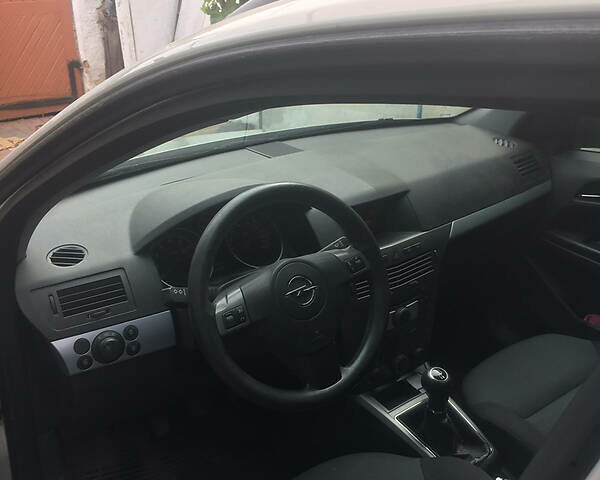 Бежевий Опель Астра, об'ємом двигуна 1.6 л та пробігом 195 тис. км за 4600 $, фото 4 на Automoto.ua