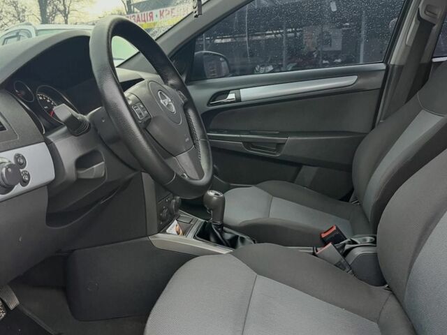 Бежевий Опель Астра, об'ємом двигуна 0 л та пробігом 290 тис. км за 4500 $, фото 5 на Automoto.ua