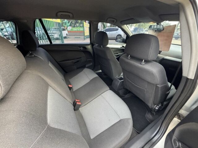 Бежевый Опель Астра, объемом двигателя 1.7 л и пробегом 292 тыс. км за 4999 $, фото 10 на Automoto.ua