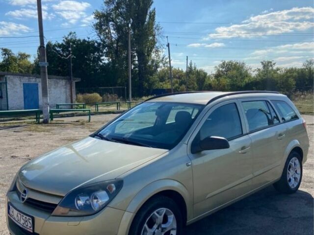 Бежевый Опель Астра, объемом двигателя 1.7 л и пробегом 300 тыс. км за 2600 $, фото 1 на Automoto.ua