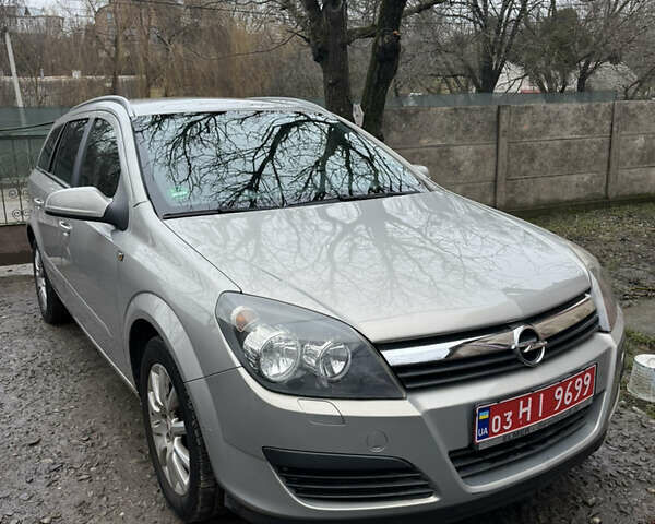 Бежевый Опель Астра, объемом двигателя 1.6 л и пробегом 219 тыс. км за 4900 $, фото 1 на Automoto.ua