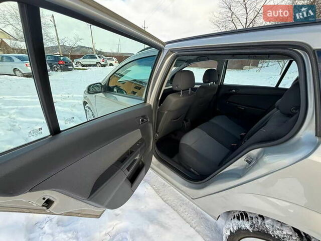 Бежевый Опель Астра, объемом двигателя 0 л и пробегом 212 тыс. км за 4950 $, фото 15 на Automoto.ua