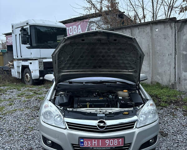 Бежевый Опель Астра, объемом двигателя 1.6 л и пробегом 211 тыс. км за 5900 $, фото 34 на Automoto.ua