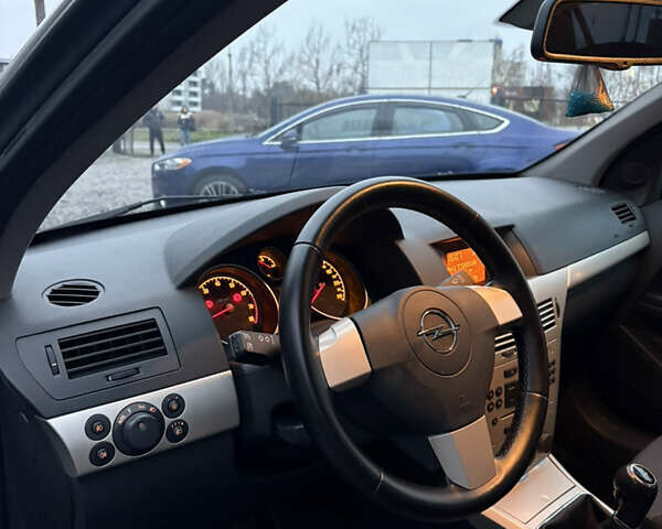 Бежевий Опель Астра, об'ємом двигуна 1.6 л та пробігом 211 тис. км за 5700 $, фото 14 на Automoto.ua