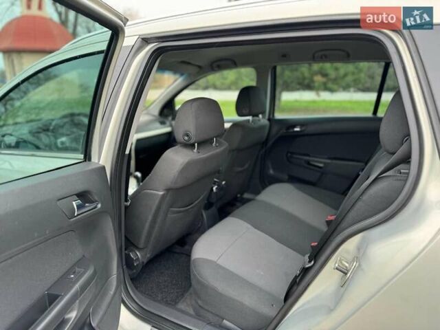 Бежевий Опель Астра, об'ємом двигуна 1.6 л та пробігом 290 тис. км за 4800 $, фото 19 на Automoto.ua