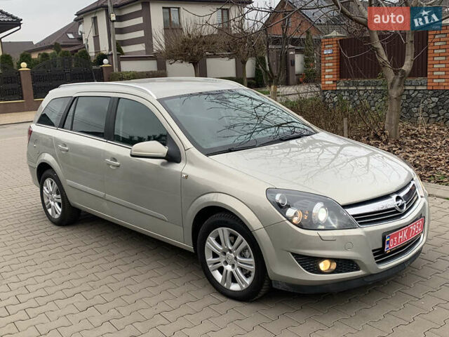 Бежевий Опель Астра, об'ємом двигуна 1.6 л та пробігом 160 тис. км за 5600 $, фото 5 на Automoto.ua