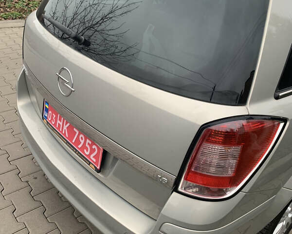 Бежевий Опель Астра, об'ємом двигуна 1.6 л та пробігом 160 тис. км за 5600 $, фото 35 на Automoto.ua
