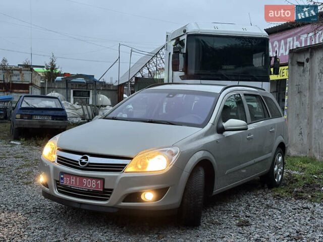 Бежевий Опель Астра, об'ємом двигуна 1.6 л та пробігом 211 тис. км за 5700 $, фото 1 на Automoto.ua