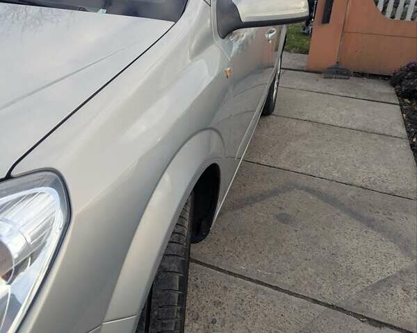 Опель Астра 2008 в Ровно на Automoto.ua Бежевый Опель Астра, объемом двигателя 1.6 л и пробегом 265 тыс. км за 5250 $, фото 13 на Automoto.ua