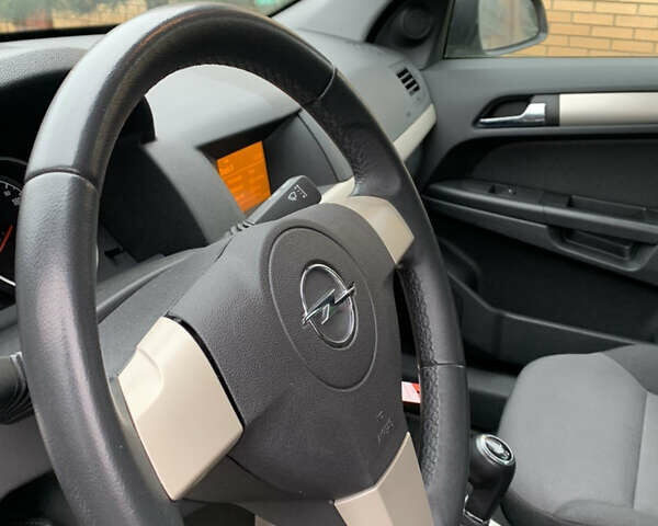 Бежевий Опель Астра, об'ємом двигуна 1.6 л та пробігом 160 тис. км за 5600 $, фото 37 на Automoto.ua