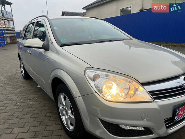 Бежевий Опель Астра, об'ємом двигуна 1.6 л та пробігом 212 тис. км за 5850 $, фото 11 на Automoto.ua