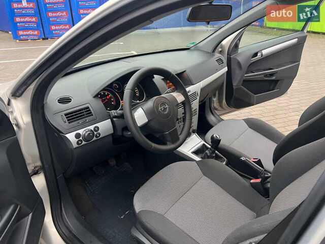 Бежевий Опель Астра, об'ємом двигуна 1.6 л та пробігом 212 тис. км за 5850 $, фото 13 на Automoto.ua