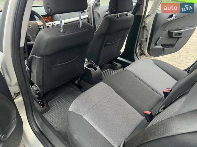 Бежевий Опель Астра, об'ємом двигуна 1.6 л та пробігом 212 тис. км за 5850 $, фото 18 на Automoto.ua