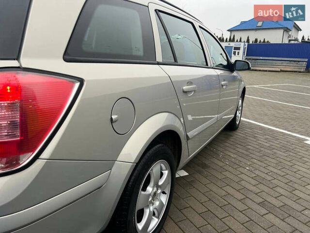 Бежевий Опель Астра, об'ємом двигуна 1.6 л та пробігом 212 тис. км за 5850 $, фото 10 на Automoto.ua