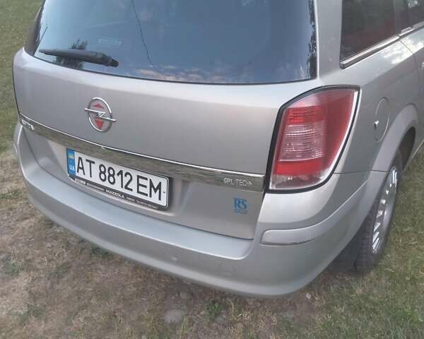 Опель Астра 2010 у Калуше на Automoto.ua Бежевий Опель Астра, об'ємом двигуна 1.6 л та пробігом 146 тис. км за 5800 $, фото 12 на Automoto.ua