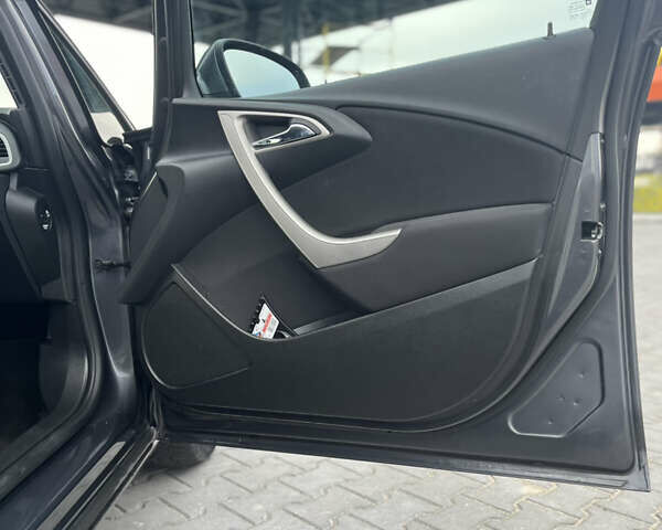 Бежевый Опель Астра, объемом двигателя 0 л и пробегом 140 тыс. км за 8000 $, фото 33 на Automoto.ua