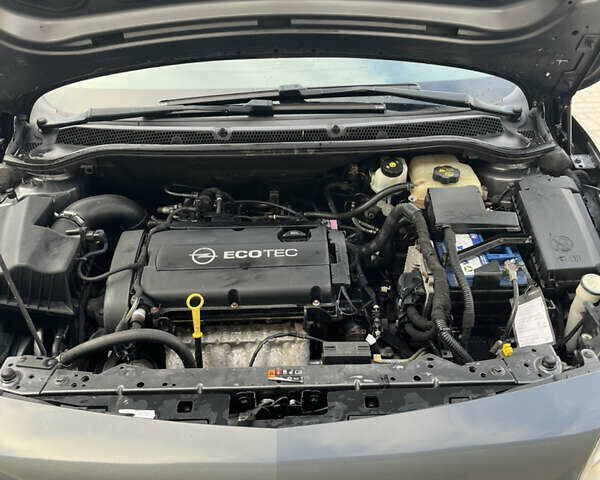 Бежевый Опель Астра, объемом двигателя 0 л и пробегом 140 тыс. км за 8000 $, фото 37 на Automoto.ua