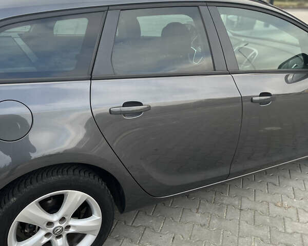 Бежевый Опель Астра, объемом двигателя 0 л и пробегом 140 тыс. км за 8000 $, фото 7 на Automoto.ua