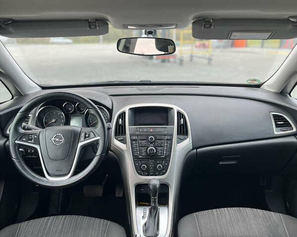 Бежевый Опель Астра, объемом двигателя 0 л и пробегом 140 тыс. км за 8000 $, фото 1 на Automoto.ua