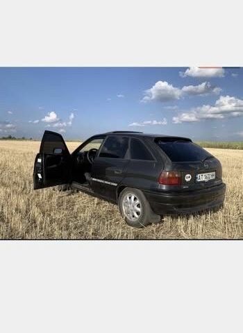 Чорний Опель Астра, об'ємом двигуна 1.6 л та пробігом 340 тис. км за 2000 $, фото 2 на Automoto.ua