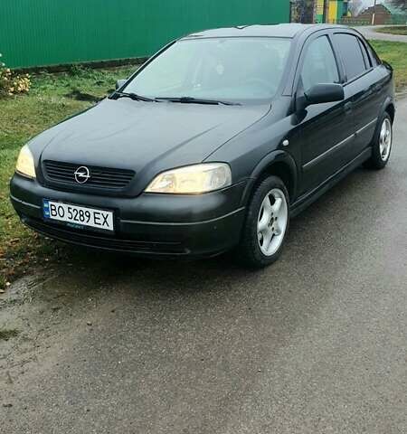 Черный Опель Астра, объемом двигателя 1.6 л и пробегом 171 тыс. км за 2199 $, фото 2 на Automoto.ua