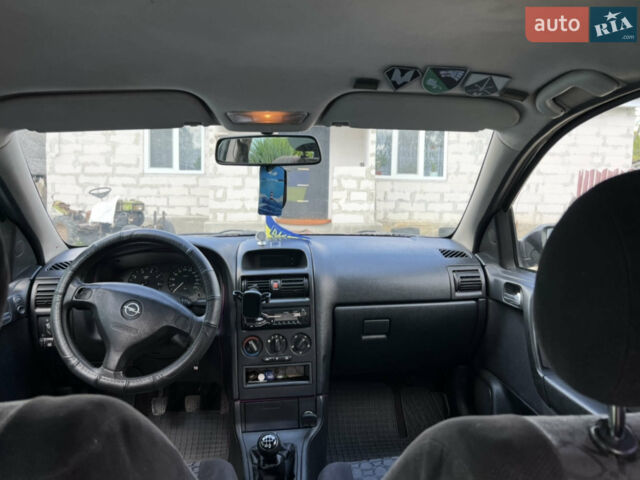 Чорний Опель Астра, об'ємом двигуна 1.6 л та пробігом 320 тис. км за 2600 $, фото 5 на Automoto.ua