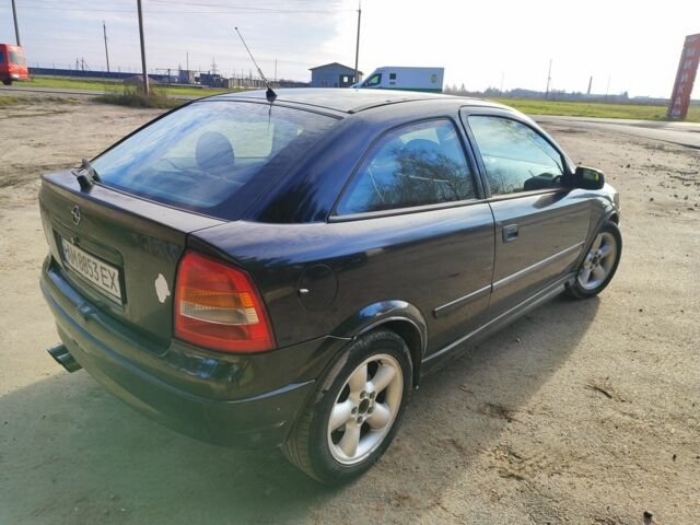 Черный Опель Астра, объемом двигателя 2 л и пробегом 299 тыс. км за 2141 $, фото 3 на Automoto.ua