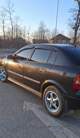 Черный Опель Астра, объемом двигателя 1.7 л и пробегом 356 тыс. км за 3200 $, фото 3 на Automoto.ua