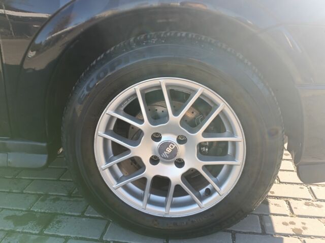 Черный Опель Астра, объемом двигателя 1.6 л и пробегом 250 тыс. км за 4000 $, фото 4 на Automoto.ua