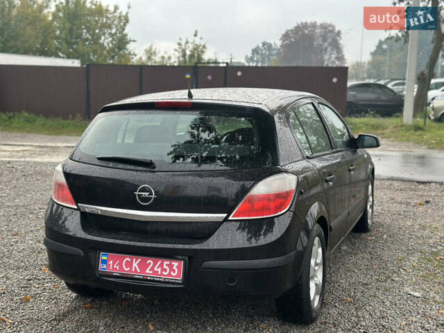 Черный Опель Астра, объемом двигателя 1.4 л и пробегом 212 тыс. км за 5200 $, фото 9 на Automoto.ua