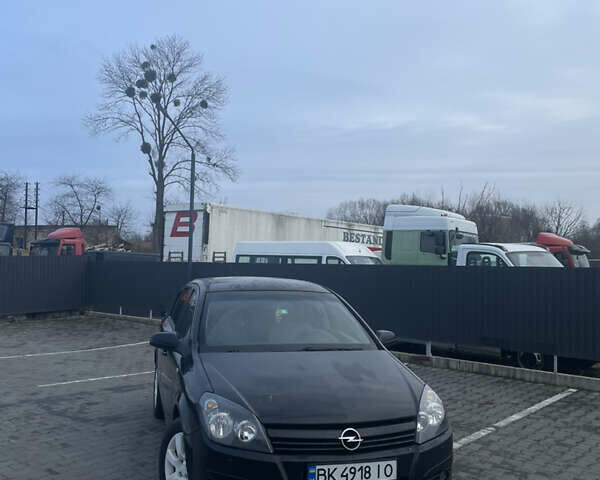 Чорний Опель Астра, об'ємом двигуна 1.6 л та пробігом 273 тис. км за 4000 $, фото 1 на Automoto.ua