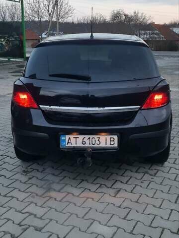 Черный Опель Астра, объемом двигателя 1.4 л и пробегом 300 тыс. км за 3350 $, фото 5 на Automoto.ua