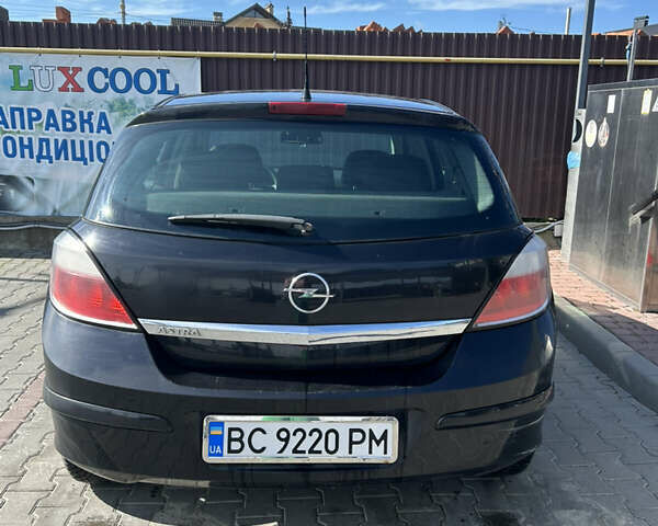 Чорний Опель Астра, об'ємом двигуна 1.4 л та пробігом 304 тис. км за 3750 $, фото 1 на Automoto.ua