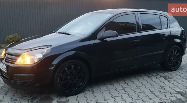 Черный Опель Астра, объемом двигателя 1.4 л и пробегом 300 тыс. км за 3350 $, фото 1 на Automoto.ua