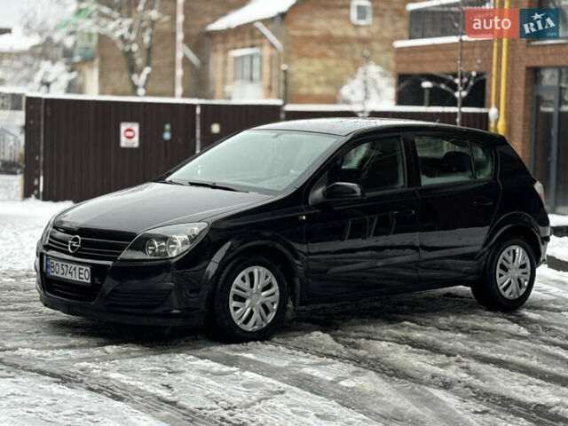 Чорний Опель Астра, об'ємом двигуна 1.6 л та пробігом 194 тис. км за 3800 $, фото 12 на Automoto.ua