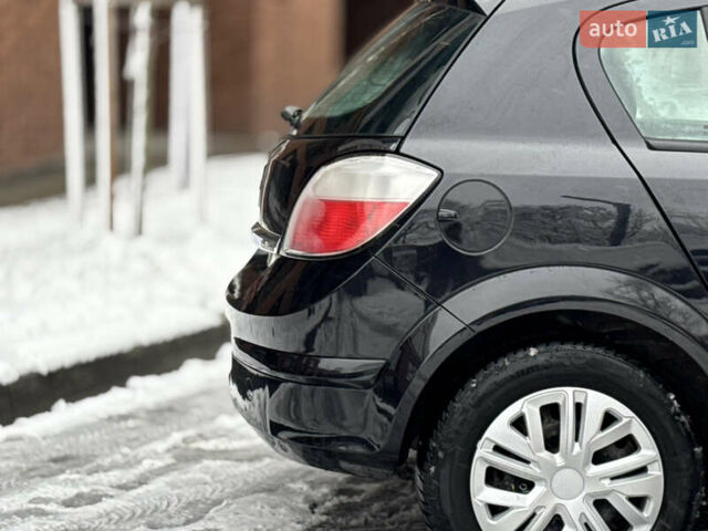 Чорний Опель Астра, об'ємом двигуна 1.6 л та пробігом 194 тис. км за 3800 $, фото 15 на Automoto.ua