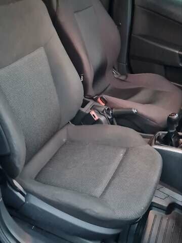 Черный Опель Астра, объемом двигателя 1.4 л и пробегом 300 тыс. км за 3350 $, фото 11 на Automoto.ua