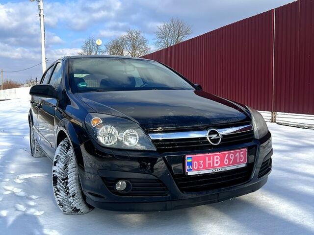 Черный Опель Астра, объемом двигателя 16 л и пробегом 208 тыс. км за 5100 $, фото 1 на Automoto.ua